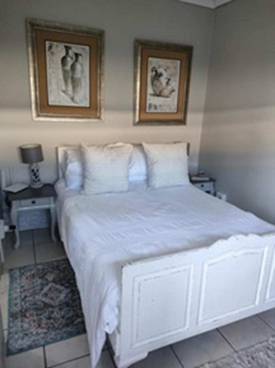 Stonehenge Cottage Oudtshoorn Eksteriør billede